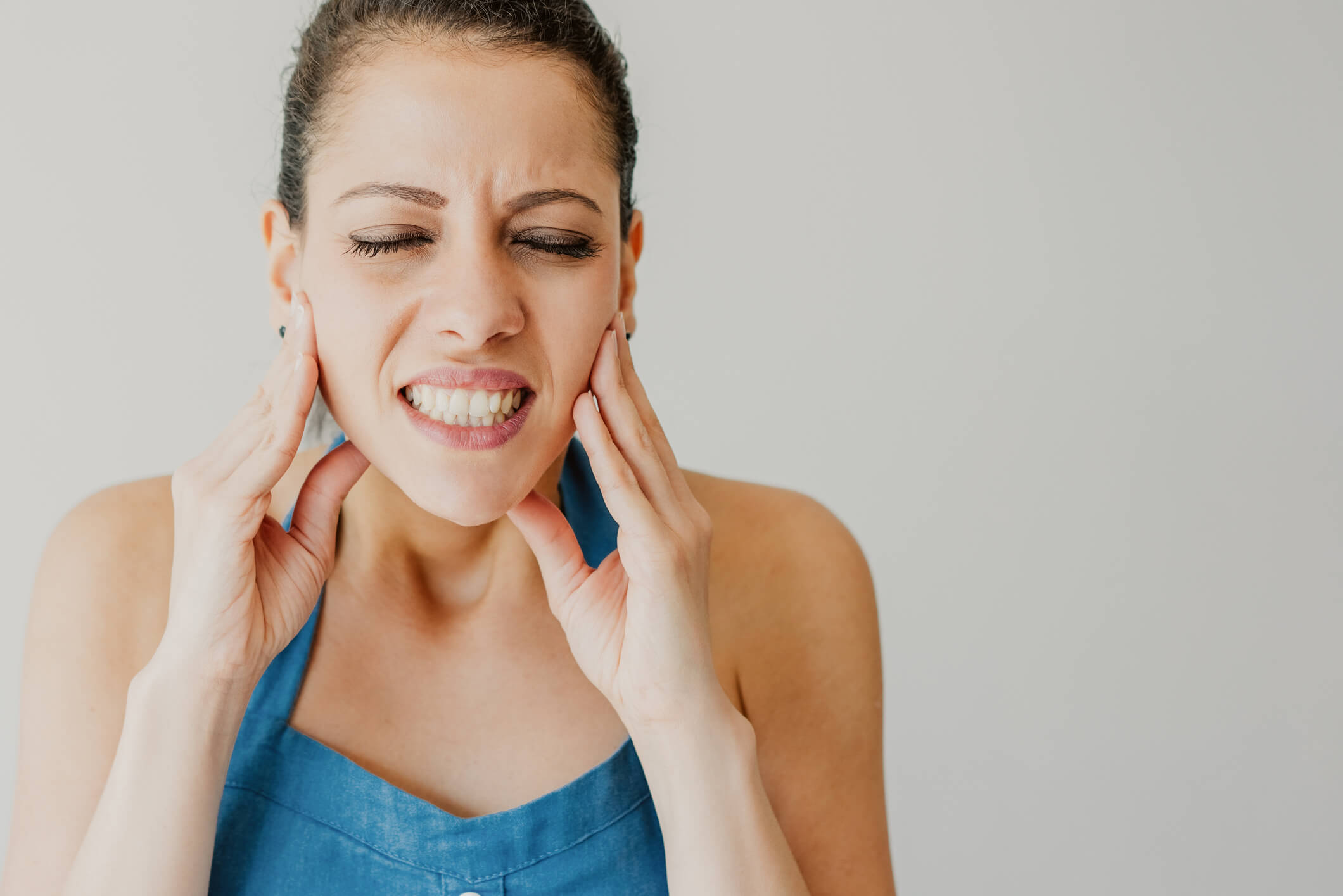 Qual médico trata o maxilar ou mandíbula estalando? - Tua Saúde